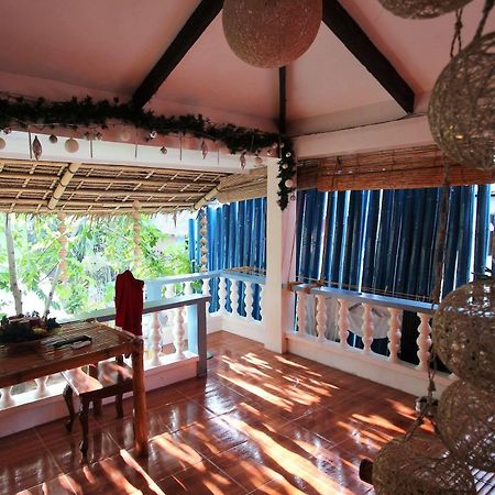 Blue Bamboo Hotel Balabag  Exterior foto
