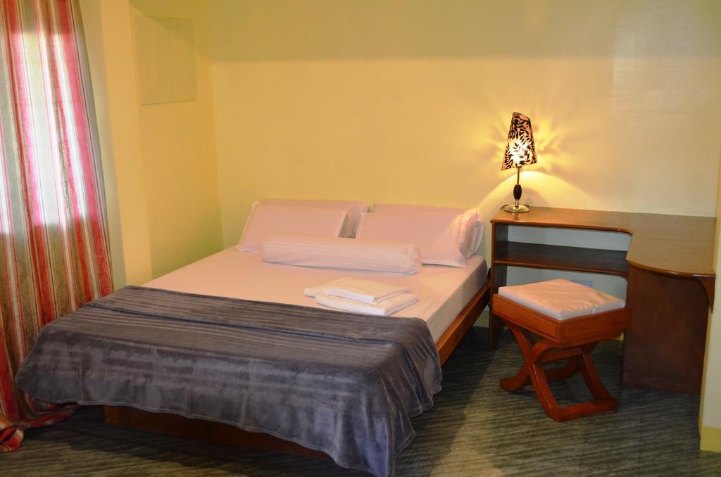 Blue Bamboo Hotel Balabag  Cameră foto