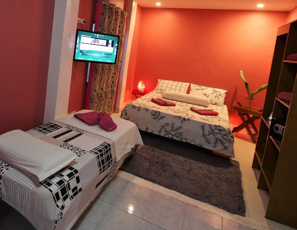 Blue Bamboo Hotel Balabag  Cameră foto
